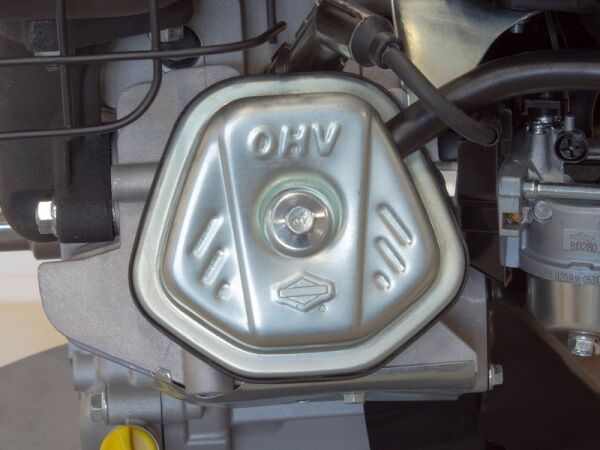 Briggs & Stratton XR2100 Petrol Engine 14HP Recoil Start - Image 9